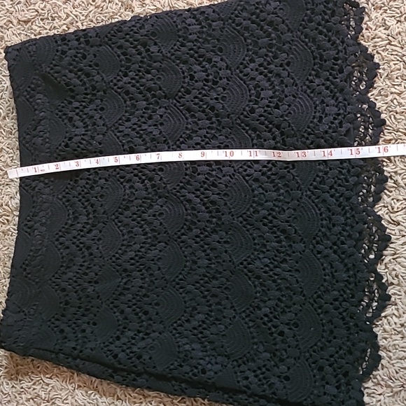 Love 21 Black Crochet Skirt Size Small - Picture 6 of 8